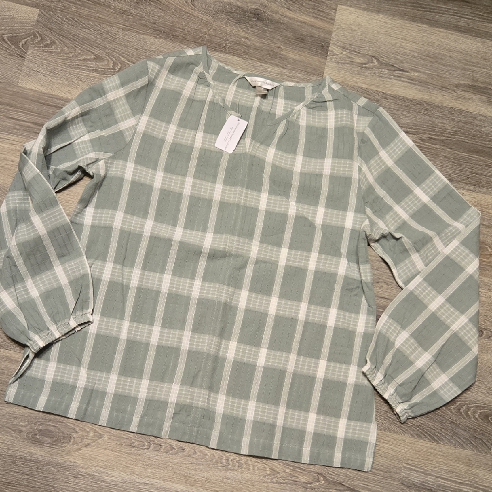 NWT Christopher & Banks Sage Green Plaid Top Sz L